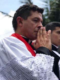 'Padre Chucho' y 'profesor Salomón'.