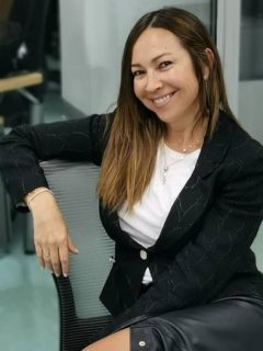 Darcy Quinn, periodista.