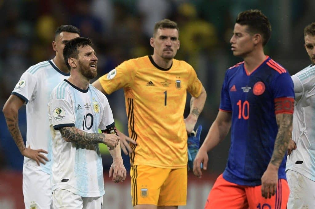 James Rodríguez y Lionel Messi James Rodríguez y Lionel Messi