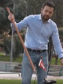 Carlos Fernando Galán en tutorial de bicicleta. Imagen: Instagram - bogotaparalagente__