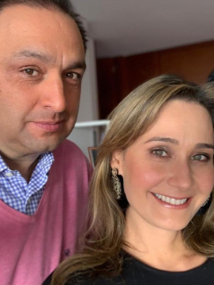 Jorge Alfredo Vargas e Inés María Zabaraín, presentadores.