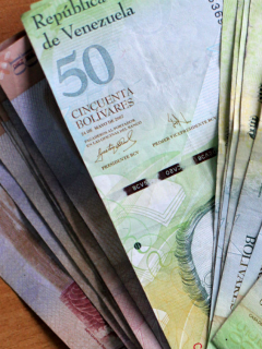 Bolívares