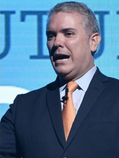 Juan Manuel Santos, Iván Duque y Álvaro Uribe. Imágenes: Getty y AFP