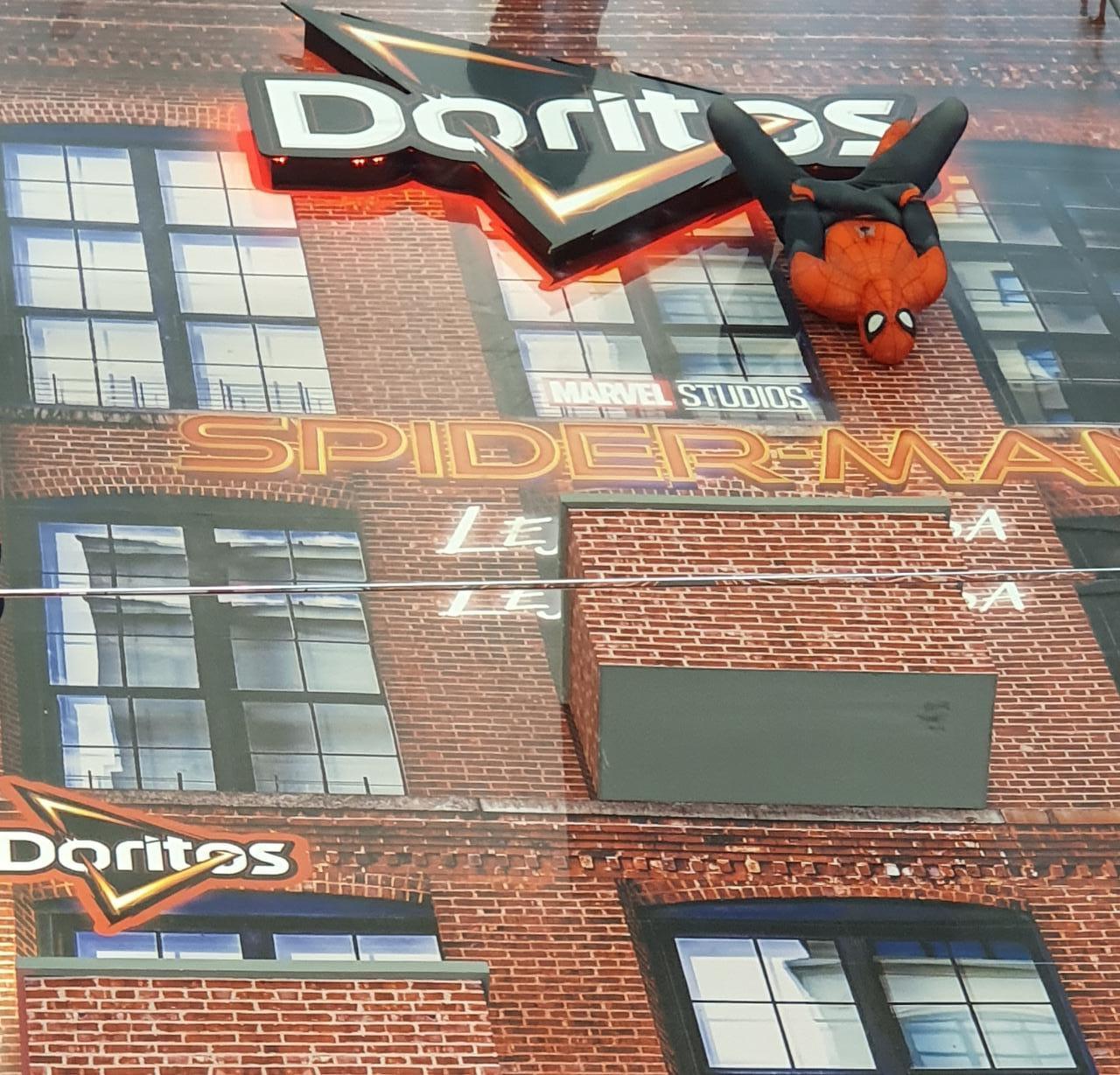 Doritos y Spider Man se tomaron el Centro Comercial Centro Mayor.