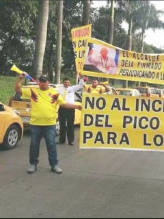 Protesta de taxistas en Cali