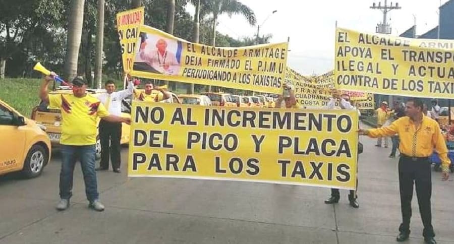 Protesta de taxistas en Cali