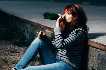 Consumo de alcohol y drogas en espacio público