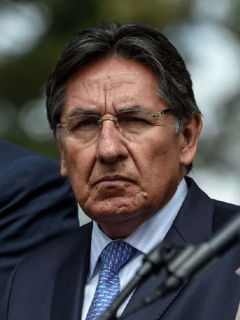 Néstor Humberto Martínez y 'Jesús Santtrich'