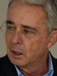 Carlos Enrique Areiza y Álvaro Uribe