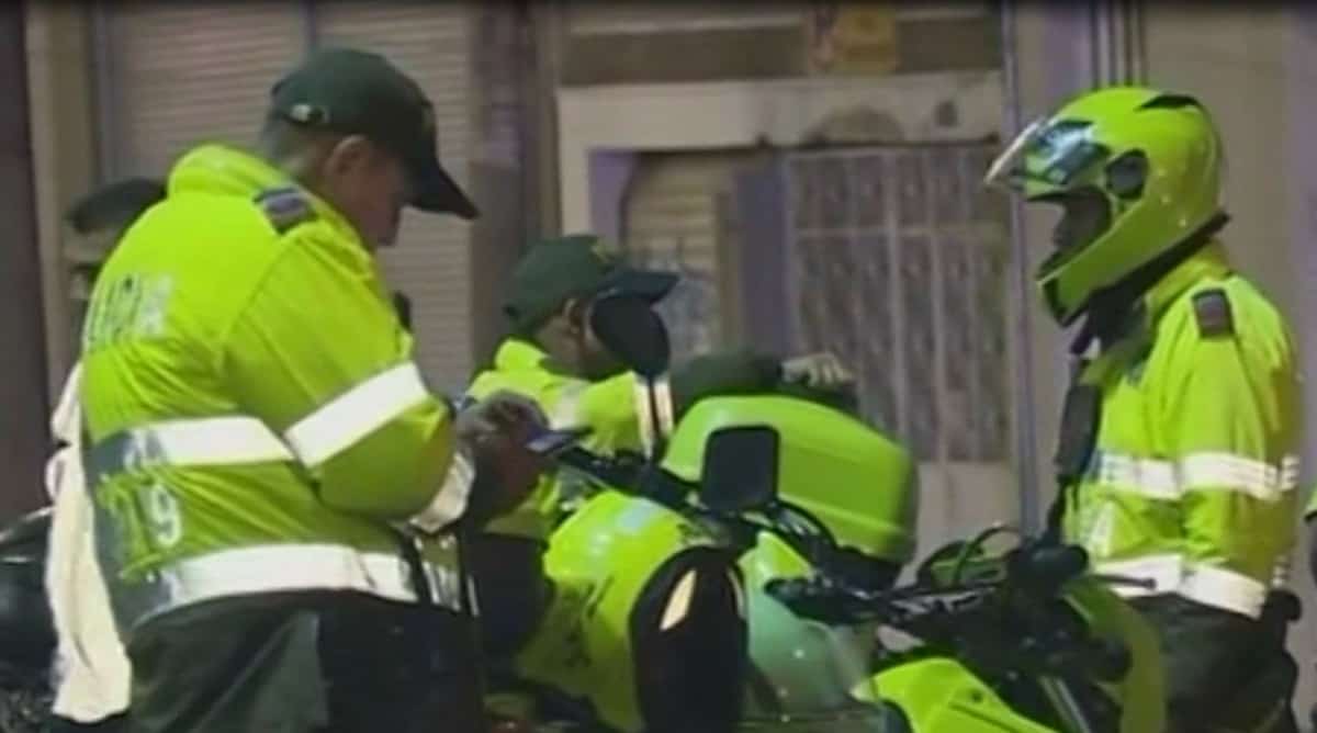 Grupo de policías