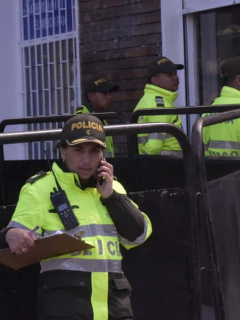 Policías en la calle