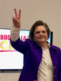Clara López