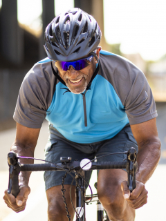 ejercicio montar bicicleta deporte