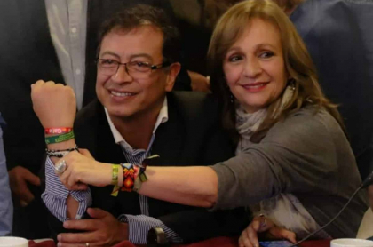 Gustavo Petro y Ángela María Robledo