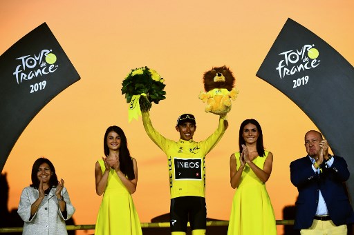 Egan Bernal celebra su Tour Egan Bernal celebra su Tour