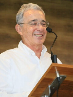 Álvaro Uribe