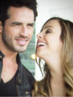Pedro Palacio, actor, y Sandra Mazuera, presentadora.