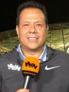 James Rodríguez y 'cantante del gol'