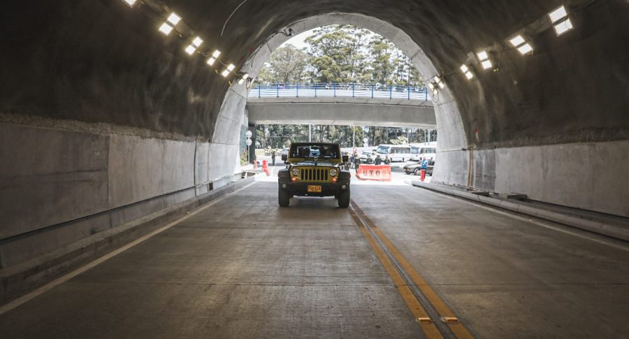 Túnel de Oriente