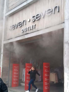 Incendio en almacén