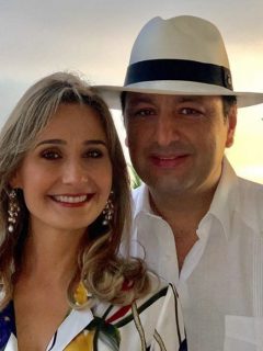 Inés María Zabaraín y Jorge Alfredo Vargas, presentadores.