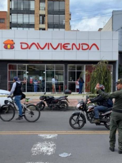 Atraco en Davivienda.