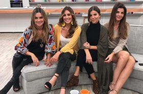 Catalina Gómez, Carolina Soto y Carolina Cruz, presentadora, con María Fernanda Yepes, actriz.