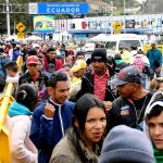 Venezolanos entrando a Ecuador