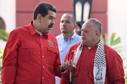Diosdado Cabello y Nicolás Maduro