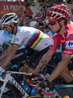Miguel Ángel López, Alejandro Valverde y Primoz Roglic