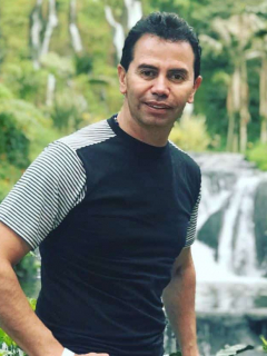 Jhonny Rivera, cantante.