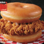 Sándwich de pollo y donas