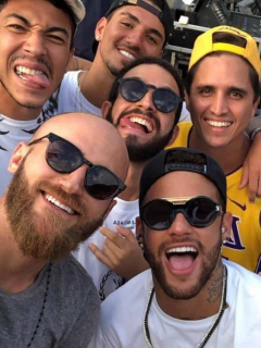 Neymar y sus amigos