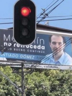 Valla candidato Medellín