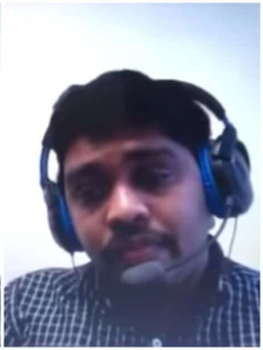 Hombre durante entrevista.