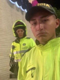 Policia
