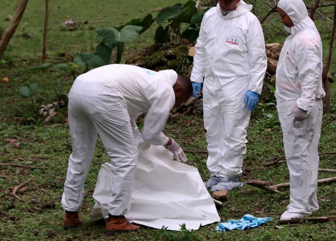 Inspección de un cadáver