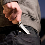 Ladrón con cuchillo.