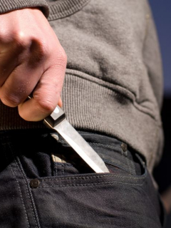 Ladrón con cuchillo.