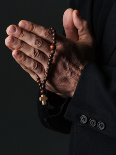 Sacerdote
