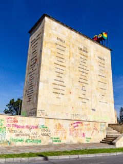 Monumento a Los Héroes