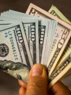 Marchas y dólar