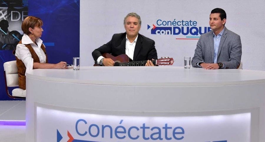 Memes 'Conéctate con Duque'
