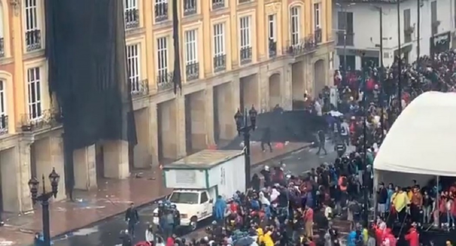 Disturbios en la Plaza de Bolívar