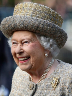 Reina Isabel.
