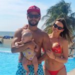 Luis Miguel Zabaleta, dermatólogo, con su esposa, la exreina Paula Andrea Betancur, y su hija Fátima.
