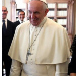Papa Francisco y María Juliana Ruiz