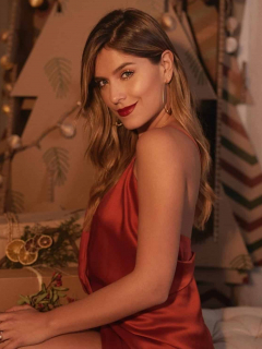 Laura Tobón