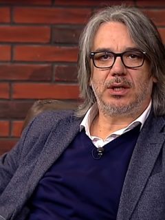 Martín de Francisco les respondió a los periodistas Néstor Morales y Jorge Alfredo Vargas por arremeter en contra de su hermana, Margarita Rosa de Francisco.
