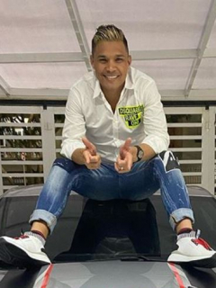 Carro Teófilo Gutiérrez